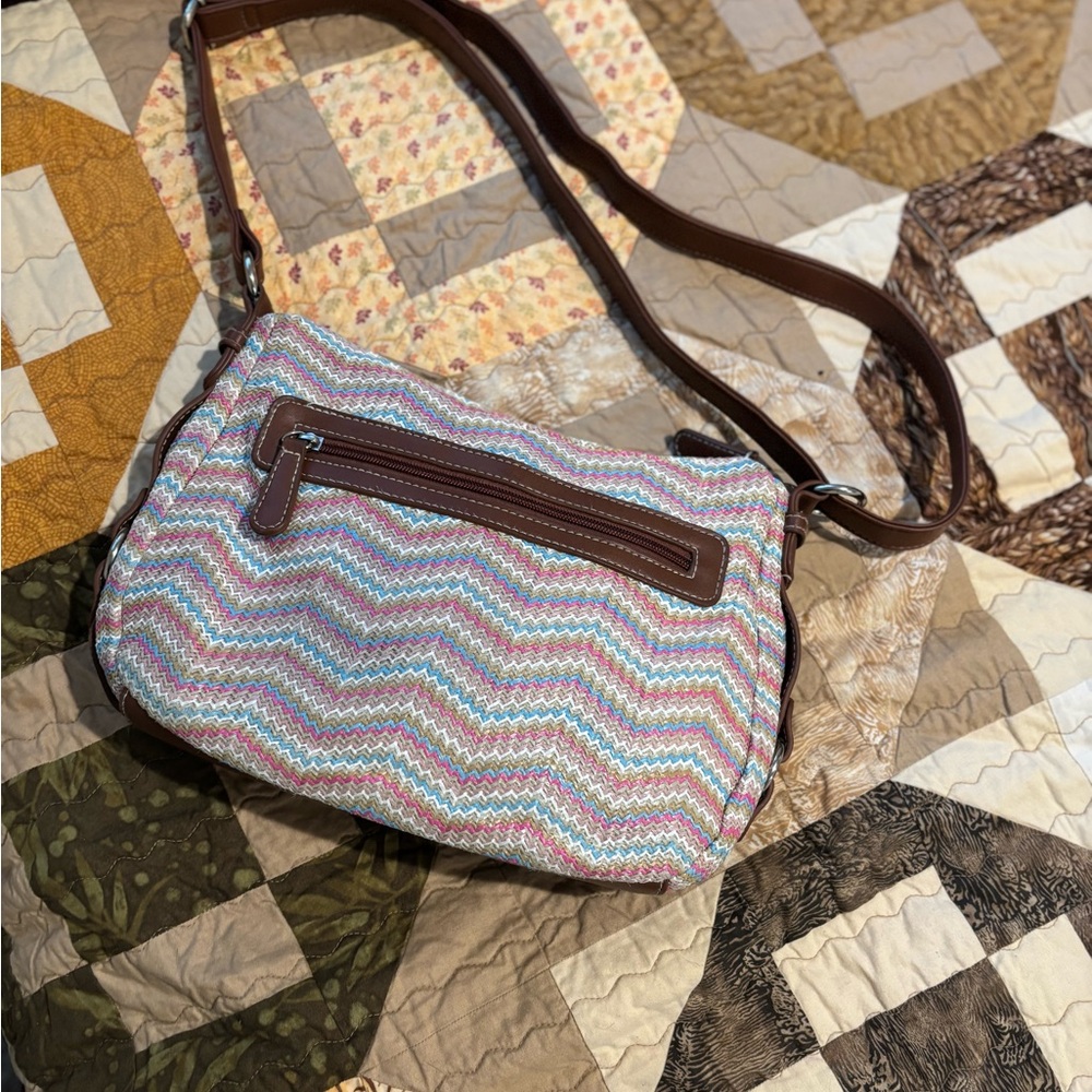 Stone Mountain Brown and Multicolored shoulder bag. - Picture 5 of 16